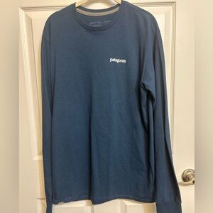 Patagonia Men's Navy Long Sleeve Tee Medium